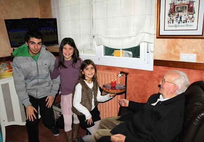 Residencia de personas mayores y de la tercera edad en Peralta, Navarra.